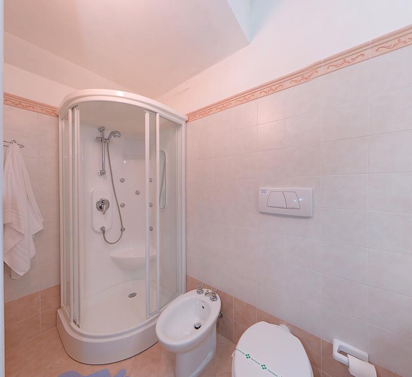 Hotel Le Cave Сіроло Екстер'єр фото